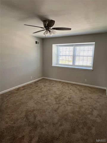 506 Broadmoor Drive, Chesterfield, MO 63017