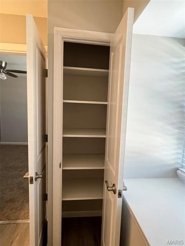 506 Broadmoor Drive, Chesterfield, MO 63017