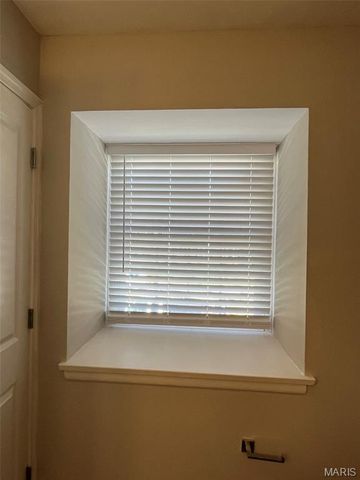 506 Broadmoor Drive, Chesterfield, MO 63017