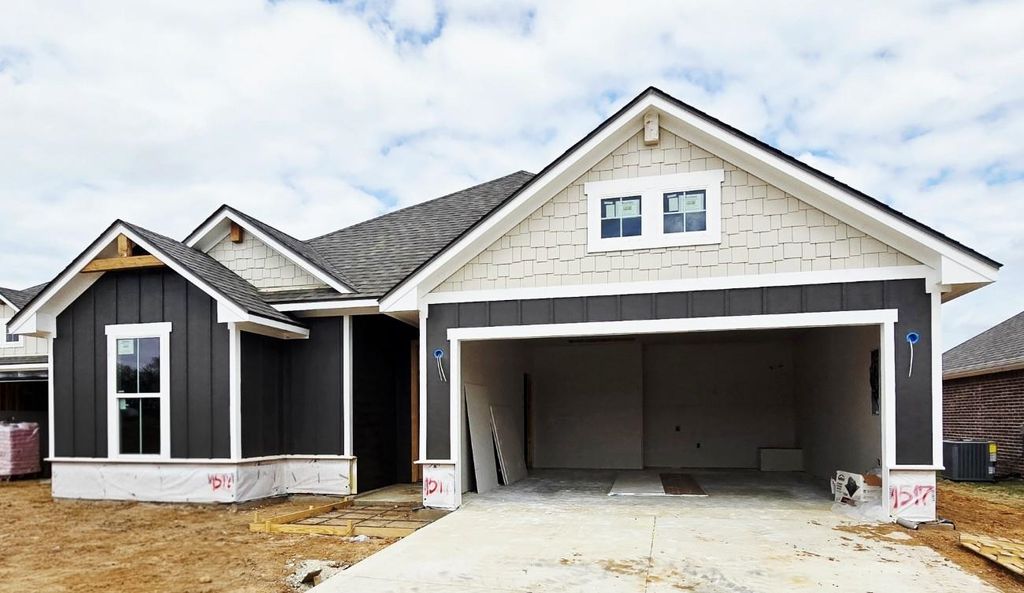 1517 Grace Acres Lane, Longview, TX 75605