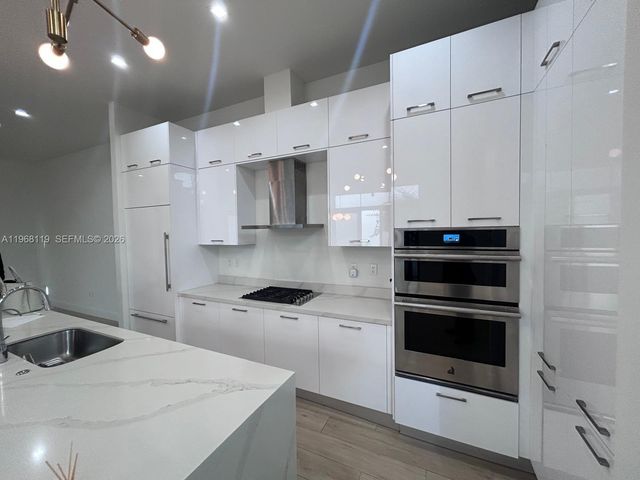 4454 NW 80th Ave, Doral, FL 33166