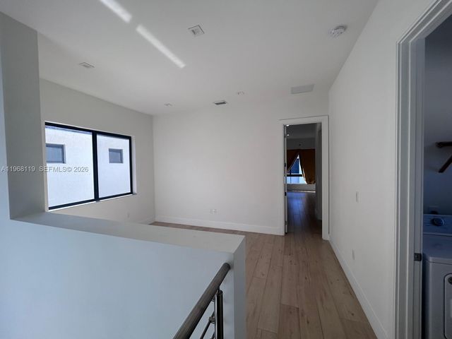 4454 NW 80th Ave, Doral, FL 33166