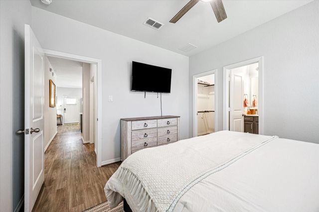 6913 New York Street, Houston, TX 77021