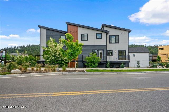 3026 Suzanne C, Coeur D'alene, ID 83815