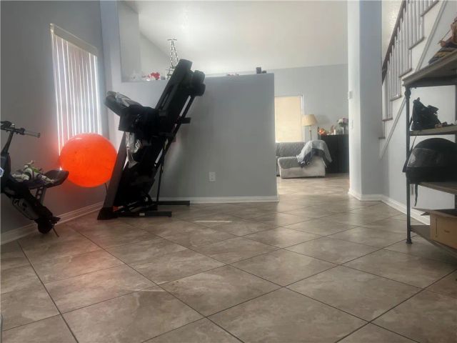 1127 Mcfarland, Wilmington, CA 90744