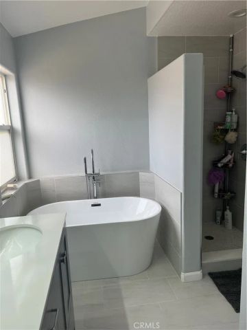 1127 Mcfarland, Wilmington, CA 90744