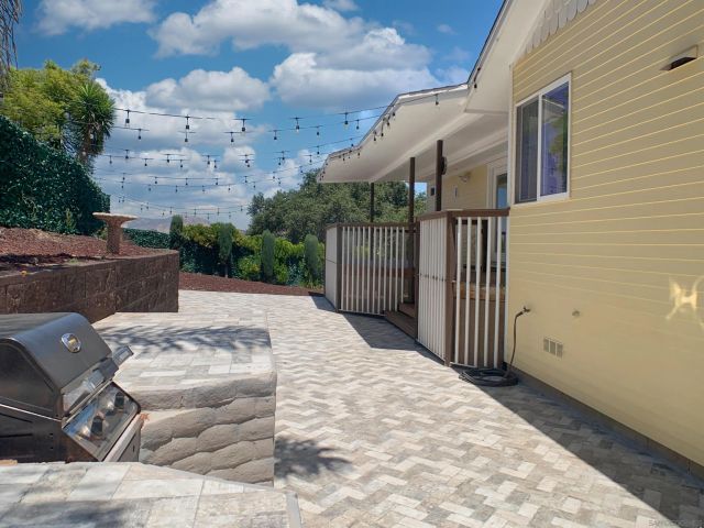 205 HIGHLINE TRAIL, El Cajon, CA 92021