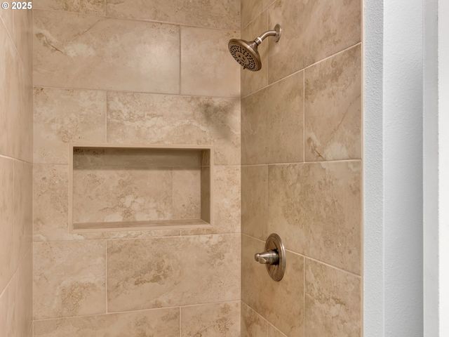 1362 OLNEY Ave, Astoria, OR 97103