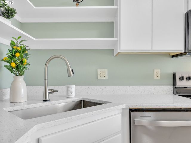 1362 OLNEY Ave, Astoria, OR 97103