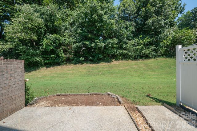 106 Sherman Oaks Lane, Mooresville, NC 28115