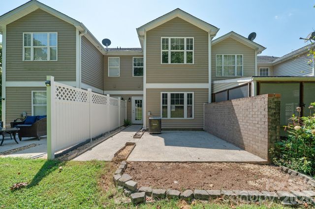 106 Sherman Oaks Lane, Mooresville, NC 28115