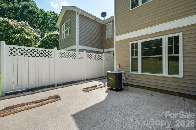 106 Sherman Oaks Lane, Mooresville, NC 28115