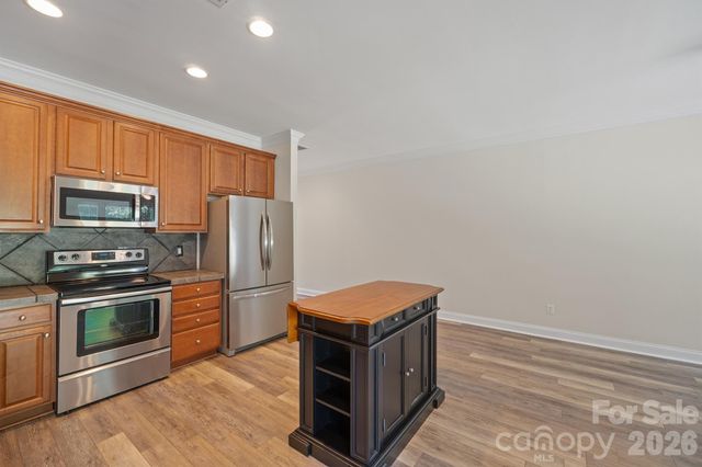 106 Sherman Oaks Lane, Mooresville, NC 28115