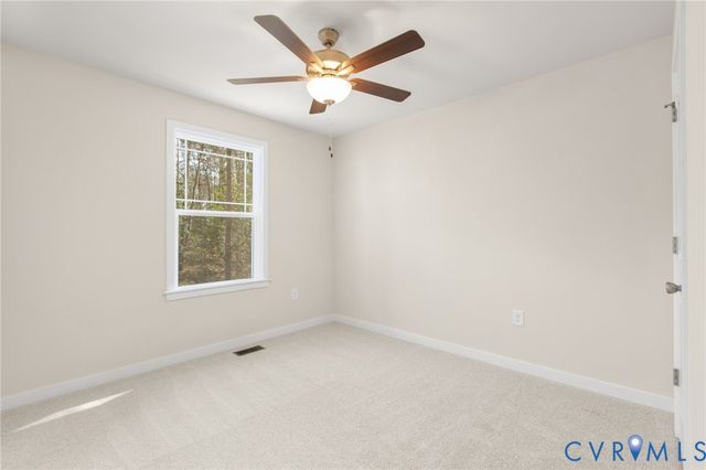 813 Elkin St, Colonial Beach, VA 22443