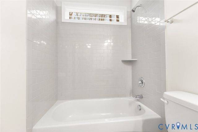 813 Elkin St, Colonial Beach, VA 22443