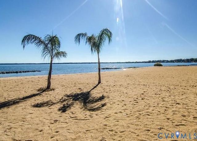 813 Elkin St, Colonial Beach, VA 22443
