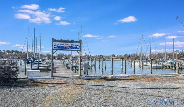 813 Elkin St, Colonial Beach, VA 22443
