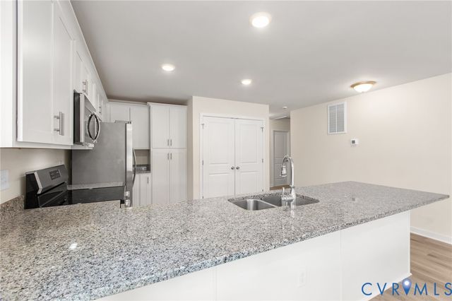 813 Elkin St, Colonial Beach, VA 22443