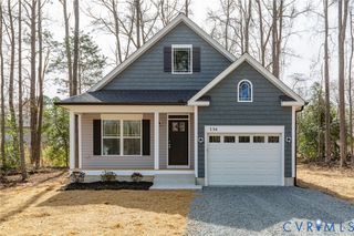 813 Elkin St, Colonial Beach, VA 22443