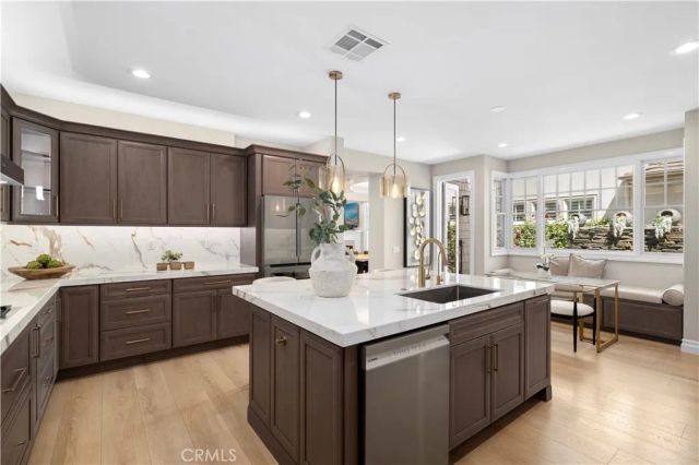 17 Spanish Bay, Newport Beach, CA 92660
