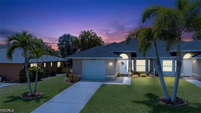 4528 SW 7th PL, Cape Coral, FL 33914
