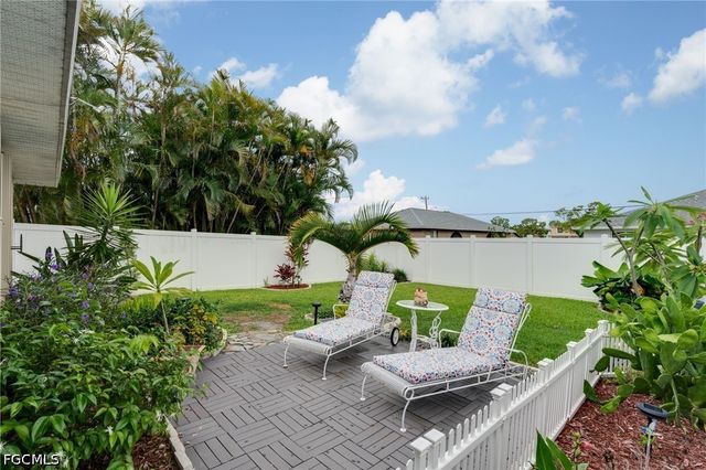 4528 SW 7th PL, Cape Coral, FL 33914