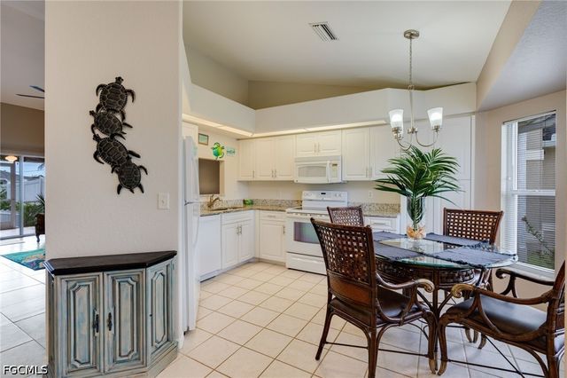 4528 SW 7th PL, Cape Coral, FL 33914