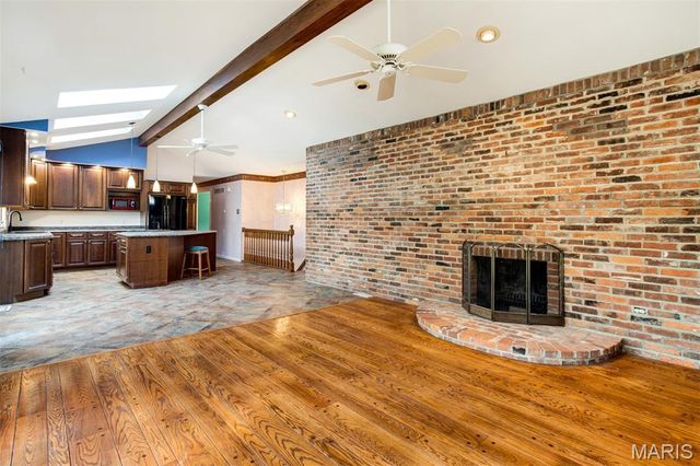 513 Scottsdale Road, Kirkwood, MO 63122