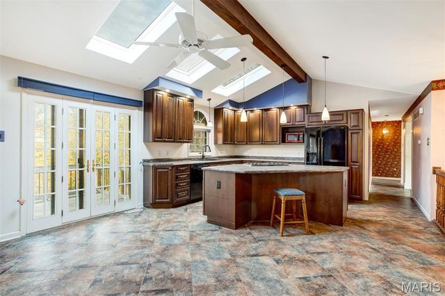 513 Scottsdale Road, Kirkwood, MO 63122