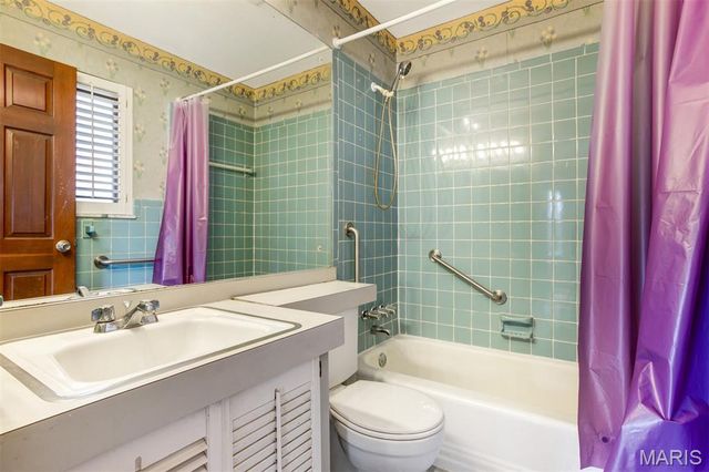 513 Scottsdale Road, Kirkwood, MO 63122