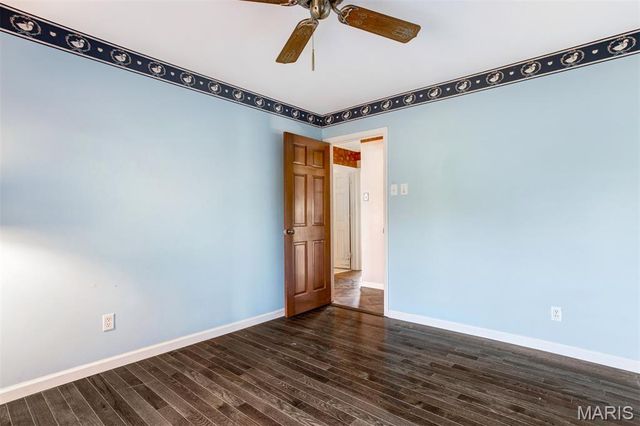 513 Scottsdale Road, Kirkwood, MO 63122