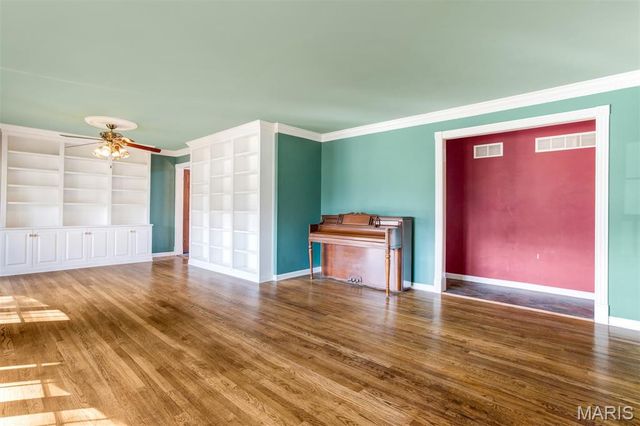 513 Scottsdale Road, Kirkwood, MO 63122