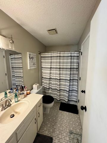 7819 85th Court N, Brooklyn Park, MN 55445