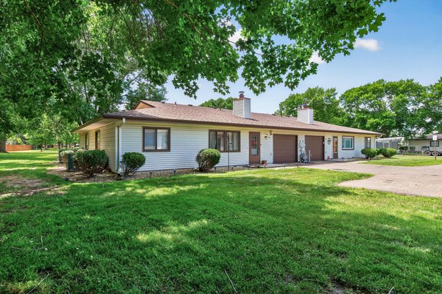 7819 85th Court N, Brooklyn Park, MN 55445