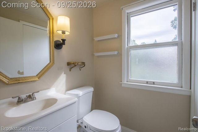 9648 Cavell Street, Livonia, MI 48150