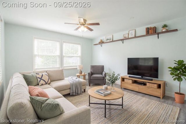 9648 Cavell Street, Livonia, MI 48150