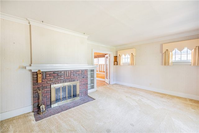 32 Timpat Drive, Gates, NY 14624