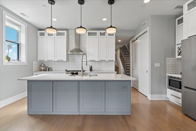 2438 N Western Avenue 3, Chicago, IL 60647