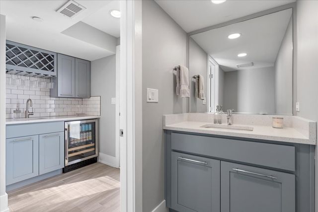 2438 N Western Avenue 3, Chicago, IL 60647