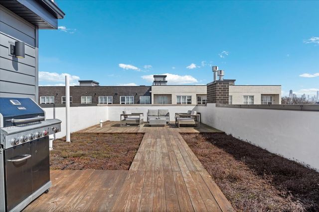 2438 N Western Avenue 3, Chicago, IL 60647