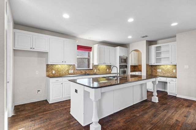4542 Carraway Drive, Frisco, TX 75034