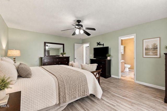 1202 Summerfield Lane E, Creedmoor, NC 27522