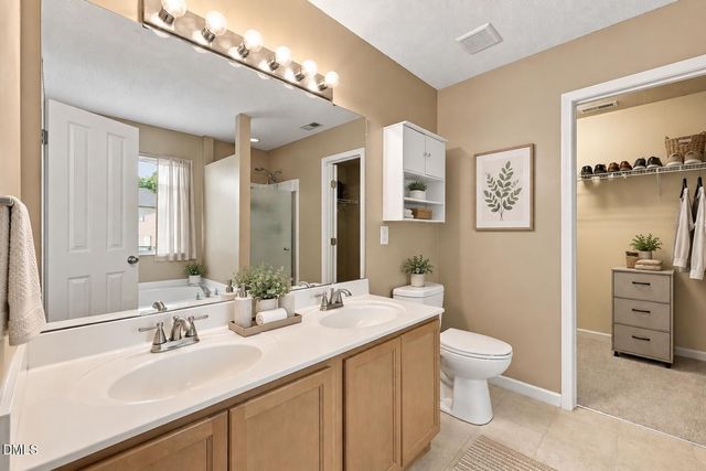 1202 Summerfield Lane E, Creedmoor, NC 27522