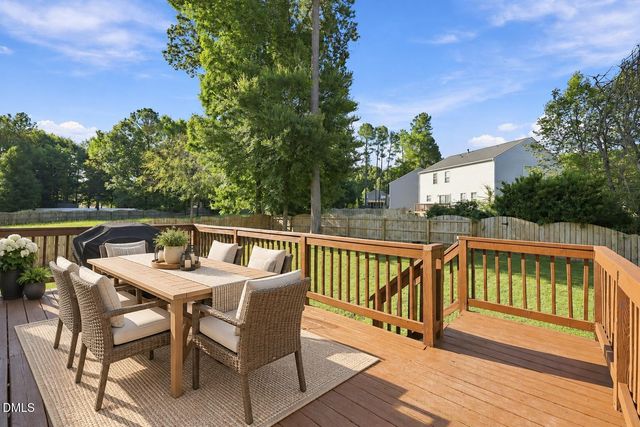 1202 Summerfield Lane E, Creedmoor, NC 27522