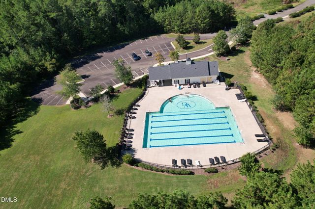 1202 Summerfield Lane E, Creedmoor, NC 27522