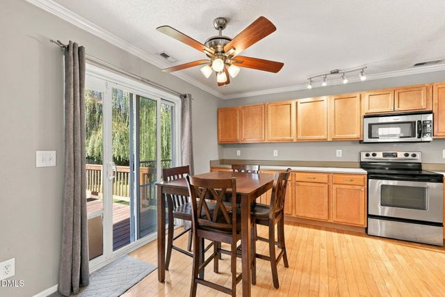 1202 Summerfield Lane E, Creedmoor, NC 27522