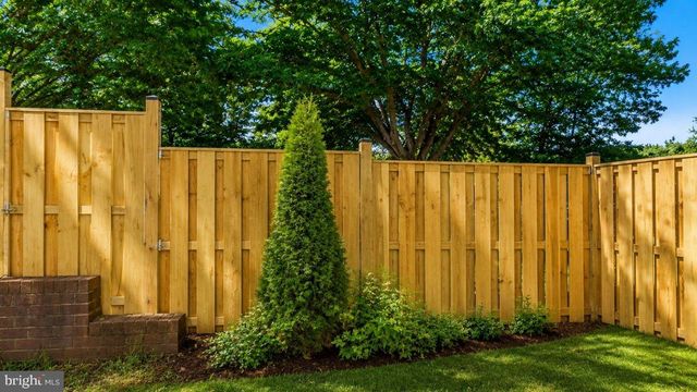 18531 BAY LEAF WAY, Germantown, MD 20874