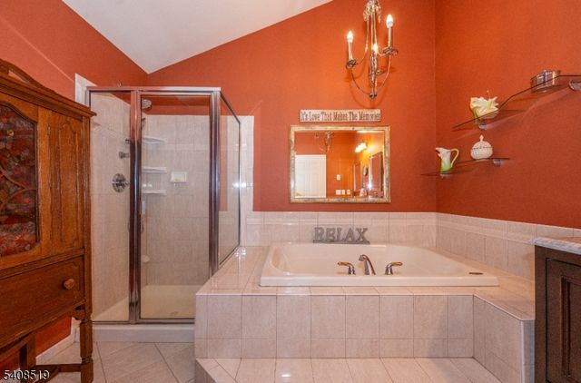 66 Briar Ct, Hardyston Twp., NJ 07419