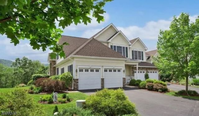 66 Briar Ct, Hardyston Twp., NJ 07419