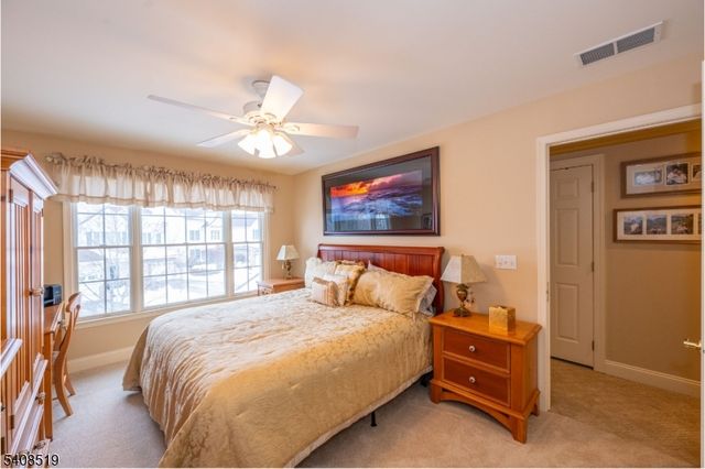 66 Briar Ct, Hardyston Twp., NJ 07419